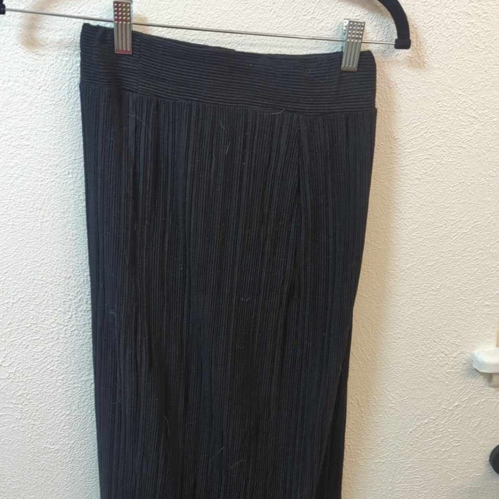 Small Black Zara Ribbed Pencil Skirt